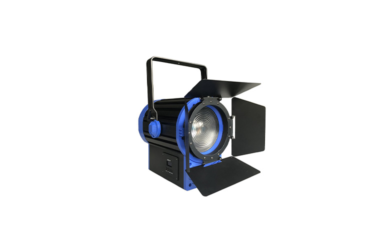 卓越型300W-500W影視聚光燈